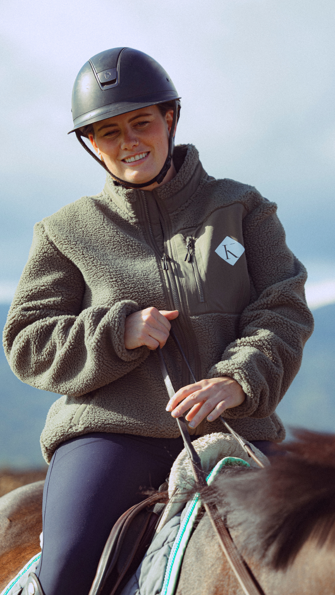 Veste unisex polaire recyclée en khaki - Teddy Tala