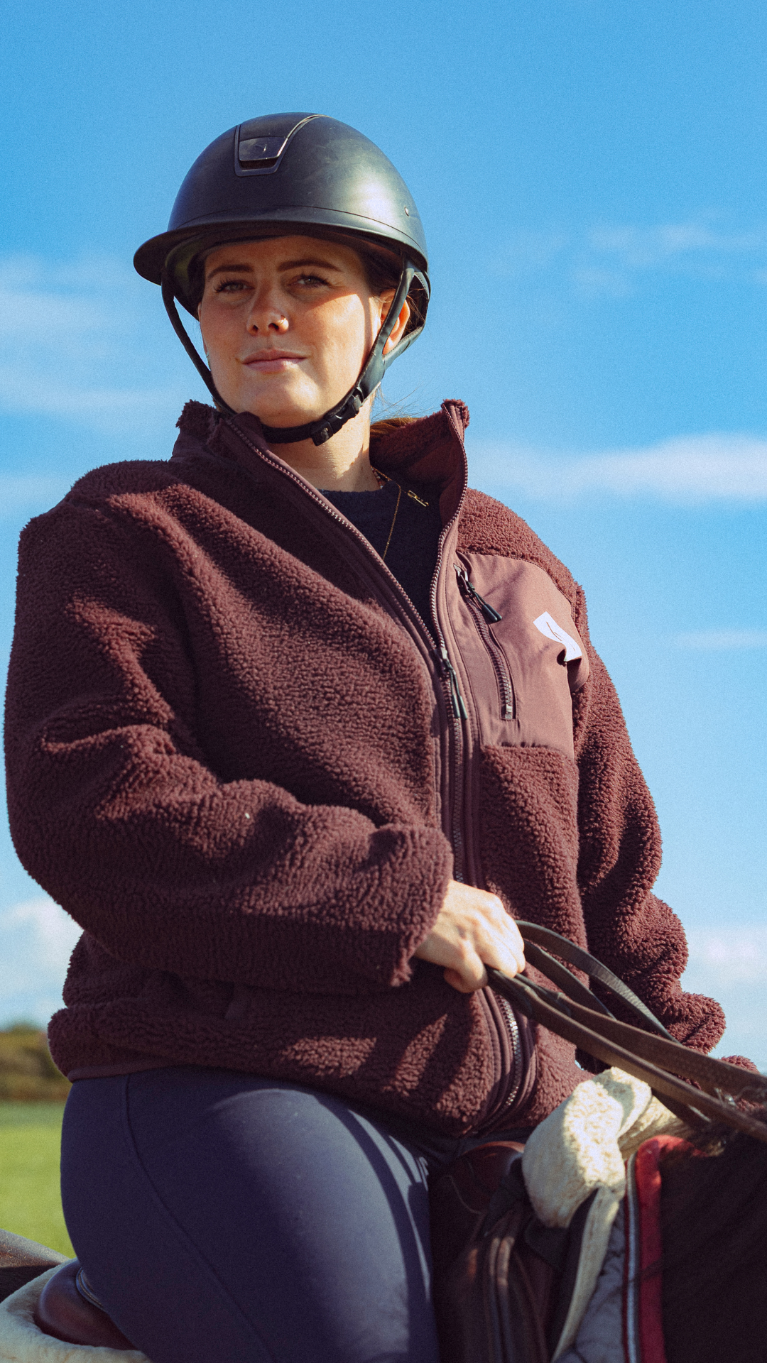 Veste unisex polaire recyclée en bordeaux - Teddy Tala